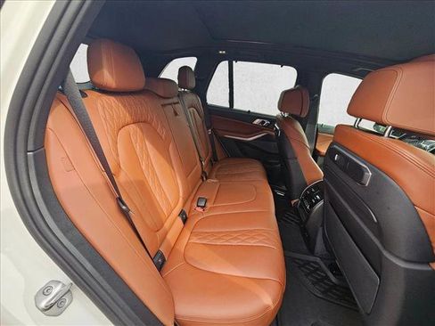 Certified 2025 BMW X5 M60i image 15