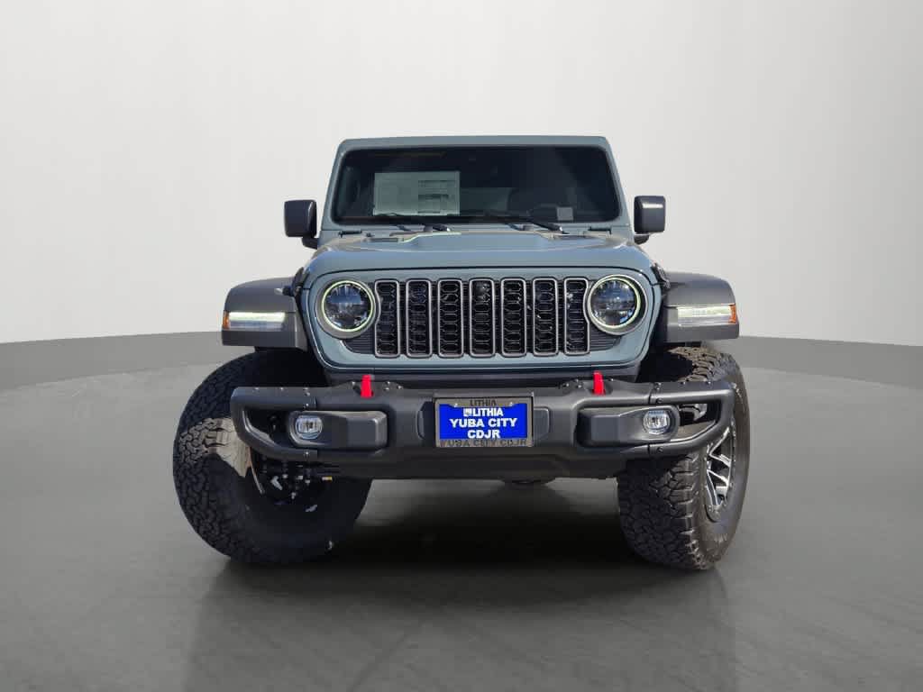 Used 2025 Jeep Wrangler Unlimited Rubicon w/ XTREMEE 35" Tire Package AWD/4WD image 2