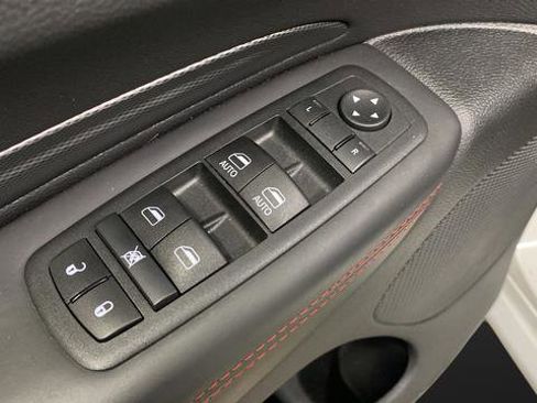 Used 2025 Dodge Durango R/T AWD/4WD image 21