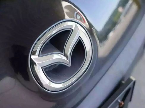 Used 2010 MAZDA MAZDA3 i Sport image 21