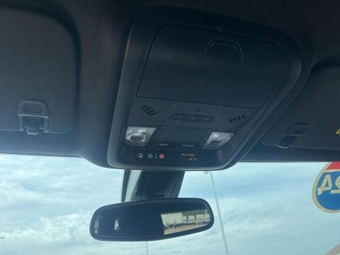 Used 2024 Chevrolet Blazer RS image 36