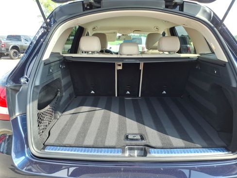 Used 2019 Mercedes-Benz GLC 300 image 16