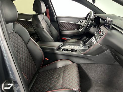 Used 2023 Genesis G70 3.3T w/ Sport Prestige Package image 35