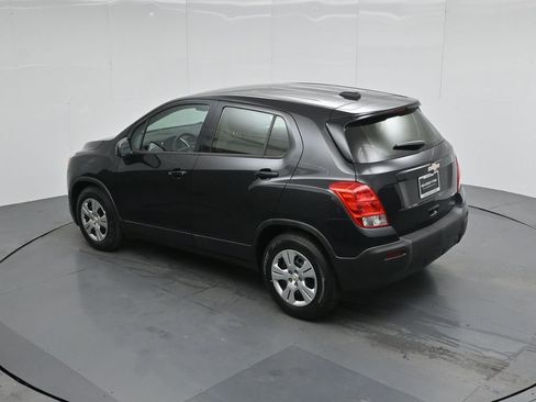 Used 2016 Chevrolet Trax LS w/ LPO, Cargo Package image 38