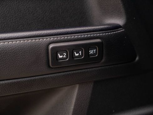 Used 2024 Toyota 4Runner Limited AWD/4WD image 13
