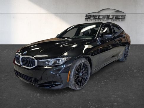 Used 2023 BMW 330i xDrive Sedan w/ Premium Package AWD/4WD image 5