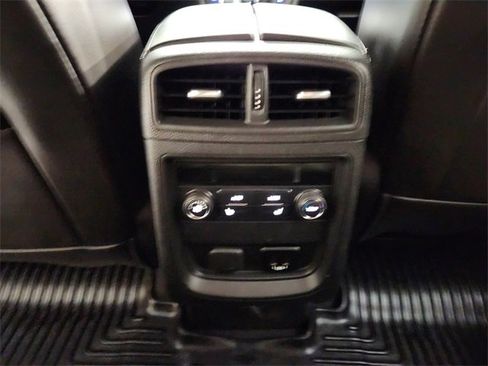 Used 2017 Buick Envision Premium image 27