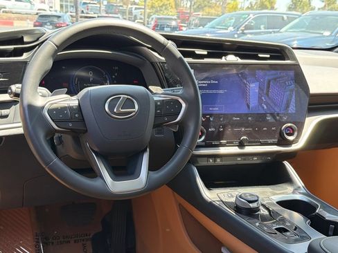 Used 2023 Lexus RZ 450e Premium w/ Technology Package AWD/4WD image 32