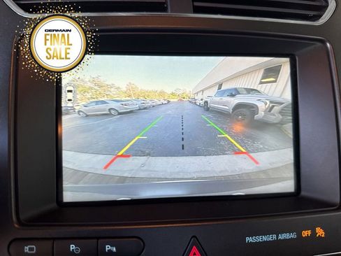 Used 2016 Ford Explorer Platinum image 13