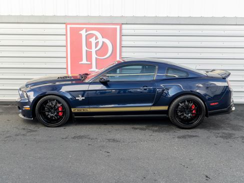 Used 2012 Ford Mustang Shelby GT500 w/ SVT Performance Pkg image 54