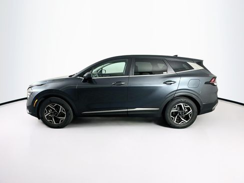 Used 2025 Kia Sportage LX FWD image 4