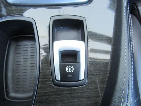 Used 2013 BMW Z4 sDrive28i image 42