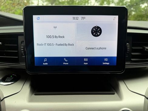 Used 2021 Ford Explorer XLT image 27