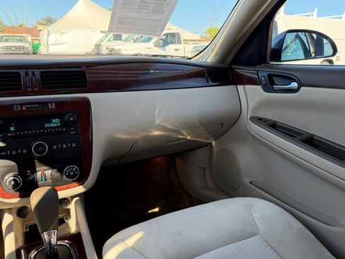 Used 2007 Chevrolet Impala LT w/ Preferred Equipment Group image 26