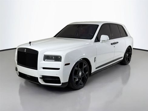 Used 2021 Rolls-Royce Cullinan AWD/4WD image 10