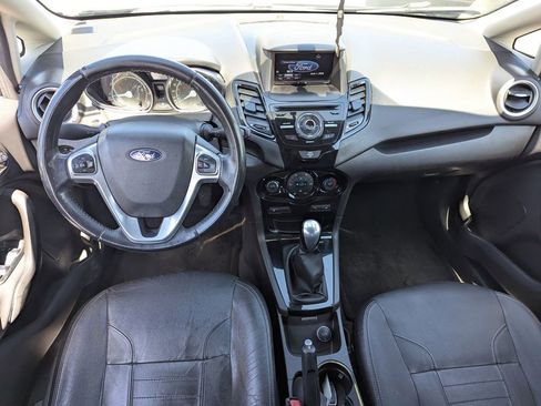 Used 2014 Ford Fiesta Titanium FWD image 28