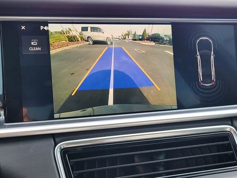 Used 2018 Porsche Panamera 4S image 26