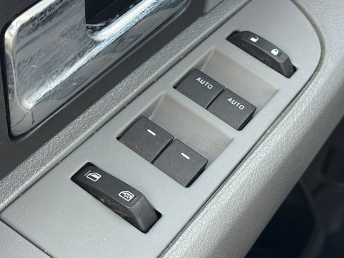 Used 2014 Ford F150 XLT w/ Trailer Tow Package image 17