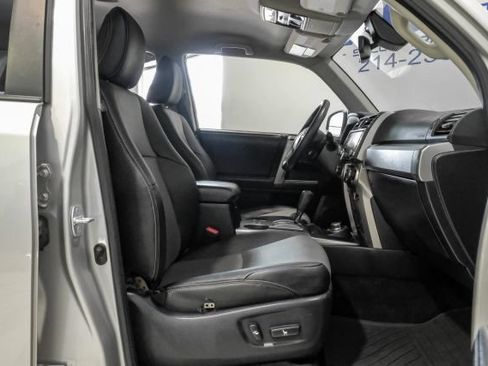 Used 2021 Toyota 4Runner SR5 Premium AWD/4WD image 55