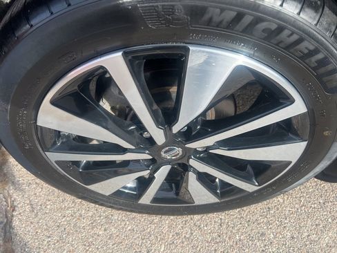 Certified 2023 Nissan Sentra SV w/ SV Premium Package image 37