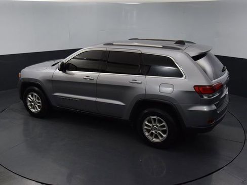 Used 2020 Jeep Grand Cherokee Laredo image 33