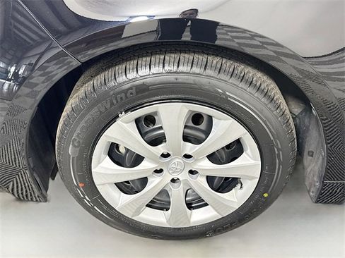 Certified 2023 Toyota Corolla LE image 4