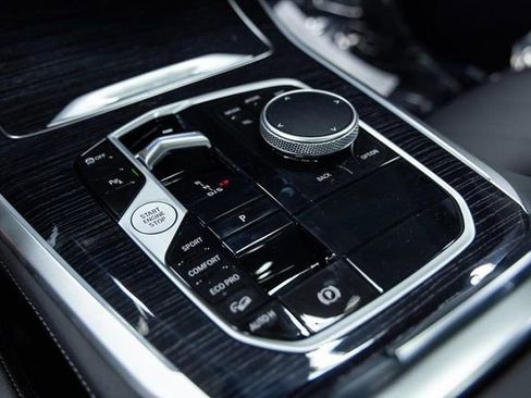 New 2026 BMW X5 xDrive40i AWD/4WD image 21