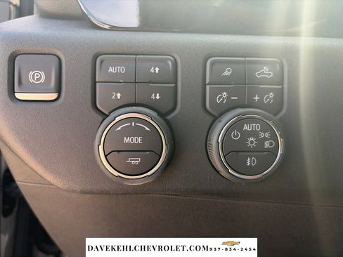 Used 2025 Chevrolet Silverado 2500 LTZ w/ LTZ Plus Package AWD/4WD image 13