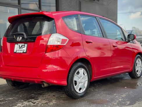 Used 2013 Honda Fit image 2