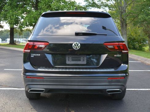Used 2019 Volkswagen Tiguan SE w/ Panoramic Sunroof Package AWD/4WD image 6