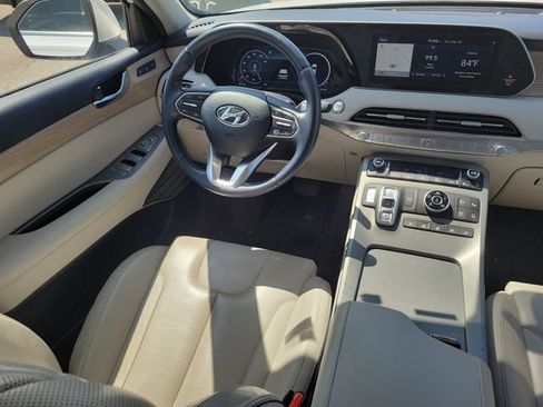 Used 2021 Hyundai Palisade Limited w/ Winter Package AWD/4WD image 17