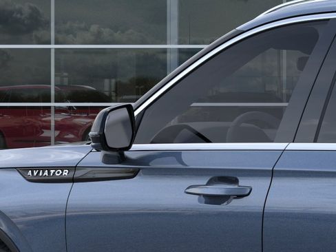 New 2026 Lincoln Aviator AWD image 20