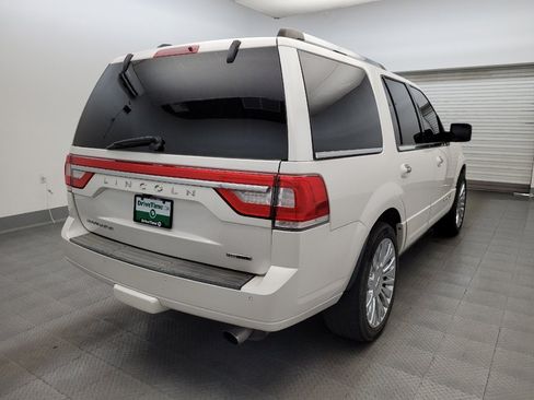 Used 2015 Lincoln Navigator 2WD w/ Equipment Group 101A Reserve image 9