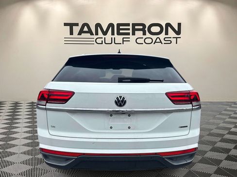 Used 2023 Volkswagen Atlas Cross Sport SE w/ Panoramic Sunroof Package AWD/4WD image 6