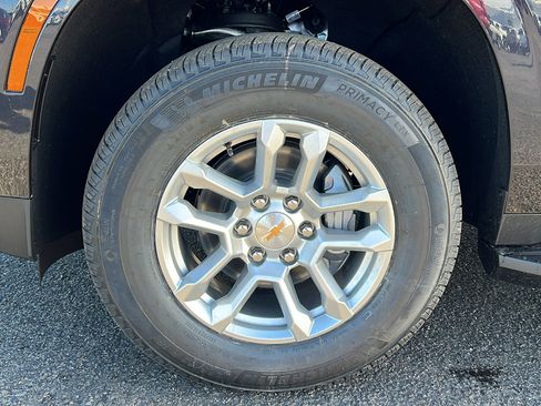 New 2026 Chevrolet Tahoe LS w/ LPO, Get Active Package AWD/4WD image 10