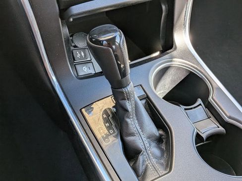 Used 2017 Toyota Camry XSE w/ Moonroof Package image 16