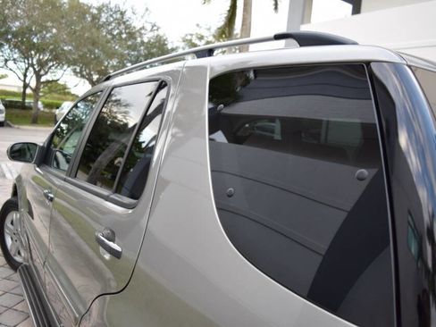 Used 2005 Mercedes-Benz ML 350 4MATIC image 31