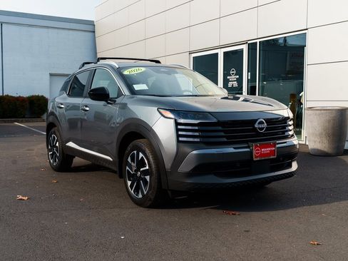 New 2026 Nissan Kicks SV w/ SV Premium Package image 28