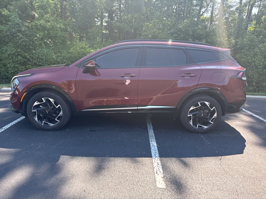 Certified 2025 Kia Sportage SX AWD/4WD image 3