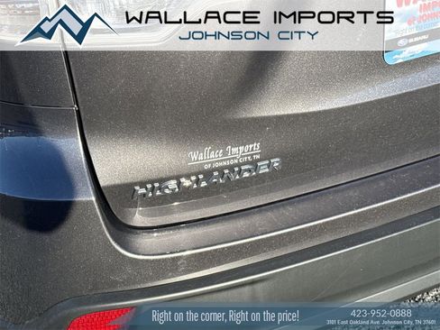 Used 2016 Toyota Highlander XLE image 12