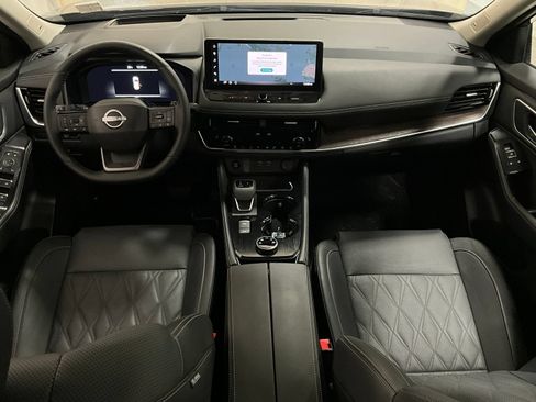 Used 2025 Nissan Rogue Platinum w/ Platinum Premium Package AWD/4WD image 15