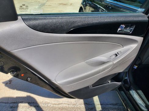 Used 2011 Hyundai Sonata Limited w/ Navigation Pkg 5 FWD image 13