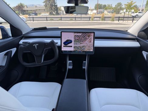 Used 2020 Tesla Model Y Long Range AWD/4WD image 21