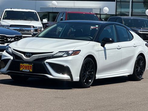 Used 2023 Toyota Camry XSE w/ Cold Weather Package FWD image 8