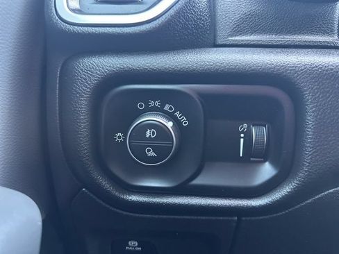 Used 2022 RAM 1500 Big Horn AWD/4WD image 26
