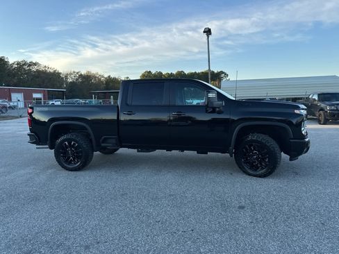 New 2026 Chevrolet Silverado 3500 LT w/ Trail Boss Package image 9