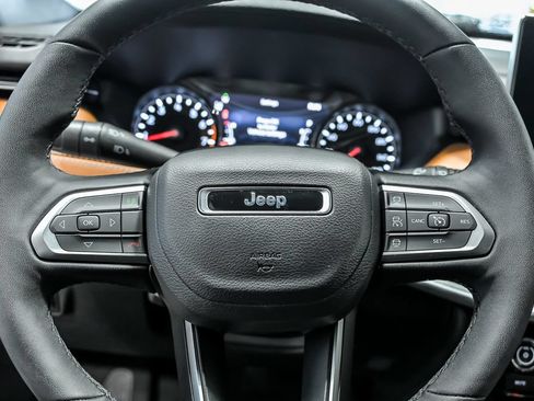 Used 2024 Jeep Compass Limited AWD/4WD image 17