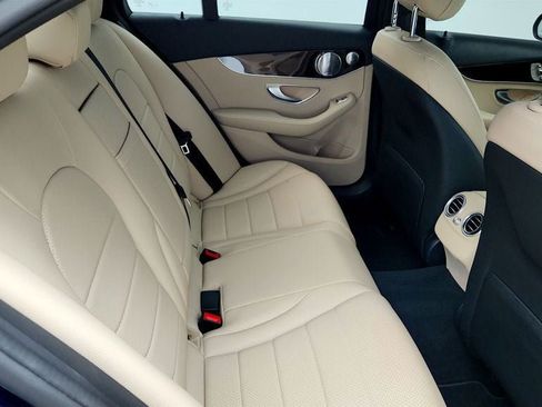 Used 2018 Mercedes-Benz C 300 4MATIC Sedan image 21