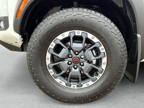 New 2026 Nissan Frontier PRO-4X w/ Tow Package AWD/4WD image 23