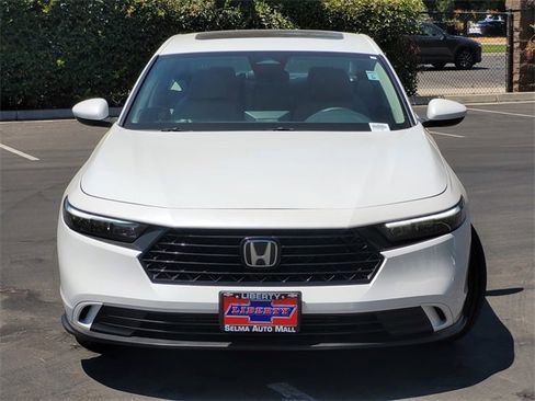 Used 2023 Honda Accord EX image 3